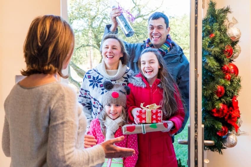 Holiday_Guests