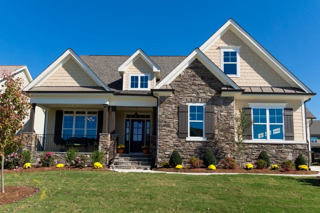 Home_Exterior_craftsman-resized-to-large
